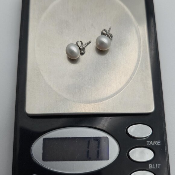 Sterling Silver Bright White Pearl Stud Earrings A4398 - Picture 5 of 5